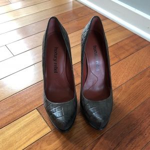 Luxury Rebel *BRAND NEW* Safari Pumps - Tan/Brown